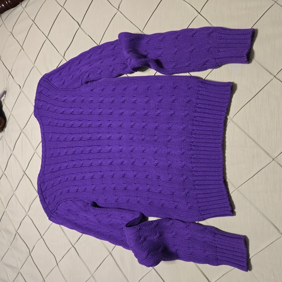 Ralph Lauren Polo V neck sweater, size medium, purple - Picture 4 of 7